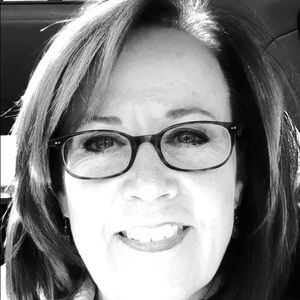 Meet your Posher, Cathey